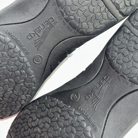 Dansko Linley Slip Resistant Leather Platform Slip-On Shoes(Size 40) - Picture 7 of 10